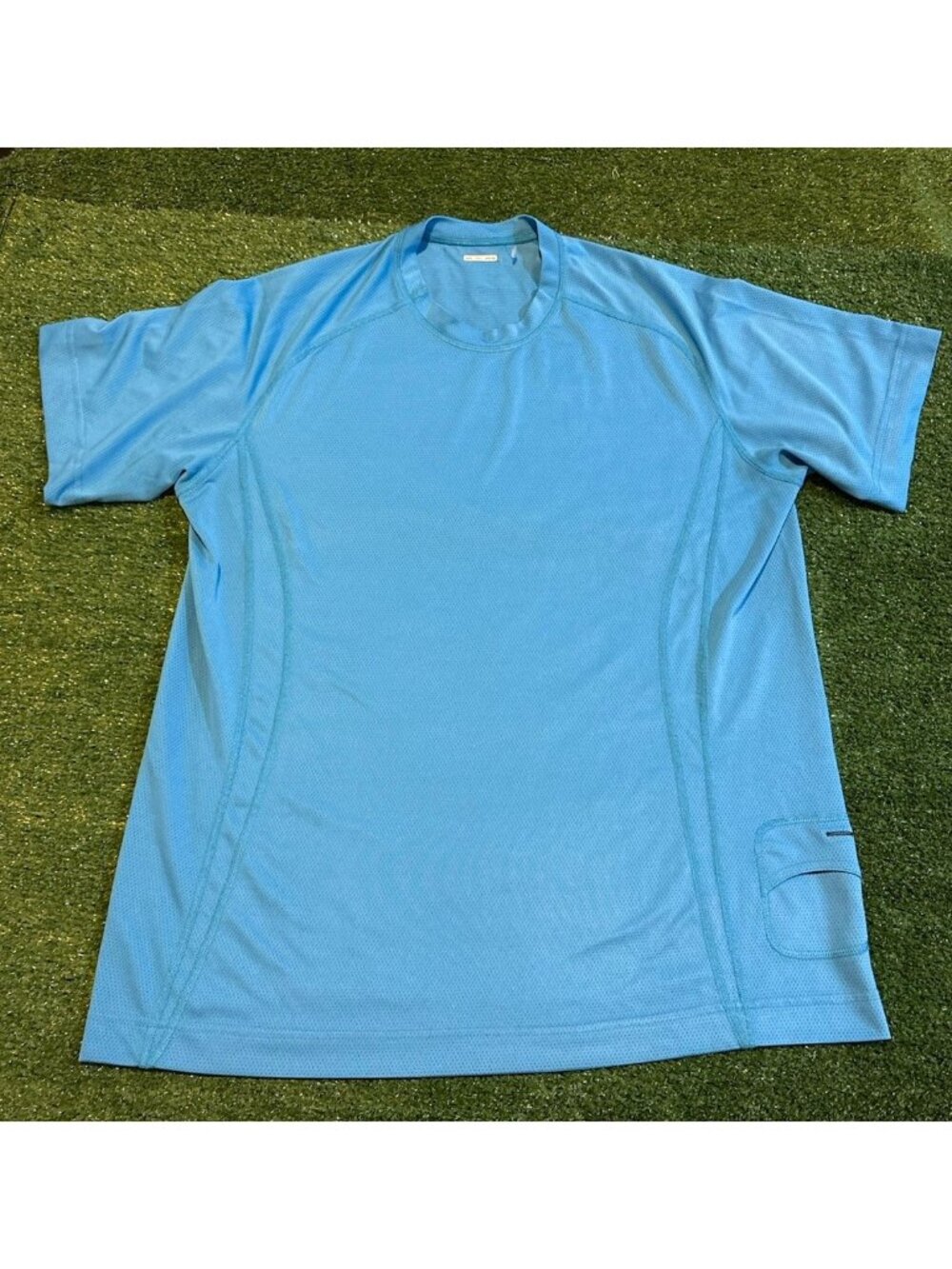 Lululemon shirt mens large baby blue metal vent tech lighweight breathable